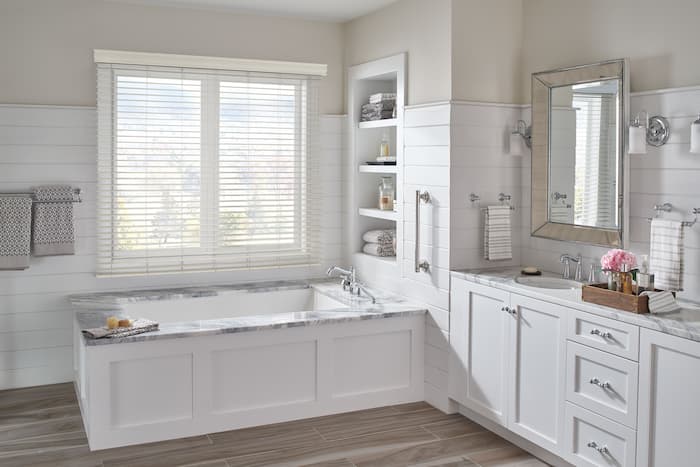 faux-wood-blinds-bathroom-signature-series.jpg