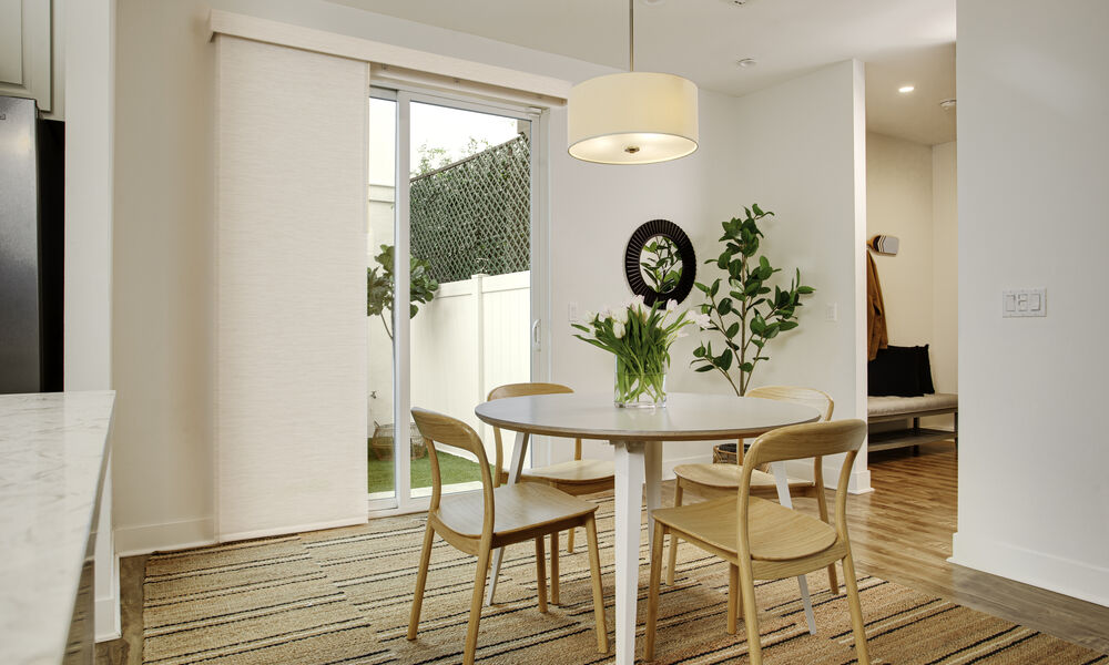 Panel Track Enlightened Style Rug Momeni Dining Room (3)-1000x600.jpg