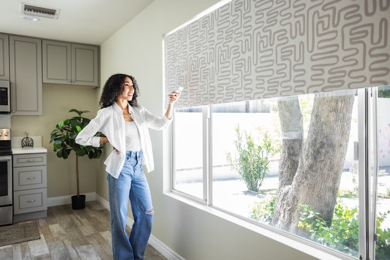envision-roller-shades-optimized.jpg