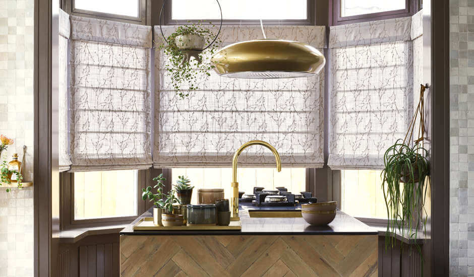 Roman Shades Custom Roman Shades Roman Shades Installation   Roman Shades Kitchen Vadain 1 