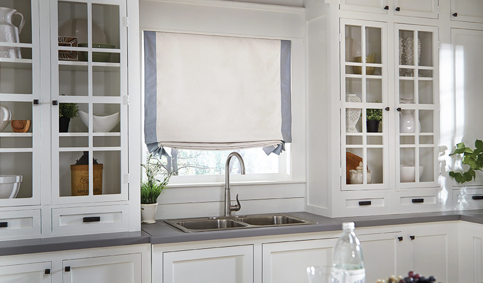 White And Blue Roman Shades Kitchen Gh ?hfc R=XJBGYY